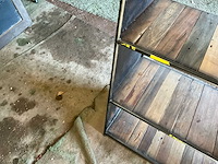 Rek met industriële look - afbeelding 5 van  8