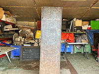 Rek met industriële look - afbeelding 7 van  8