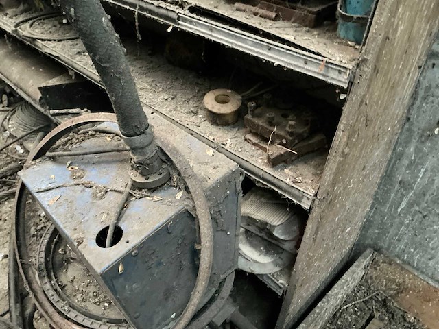 Rek met inhoud - afbeelding 4 van  10