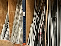 Rek met inhoud - afbeelding 6 van  8