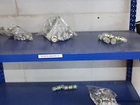 Rek met inhoud - afbeelding 4 van  5