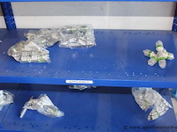 Rek met inhoud - afbeelding 5 van  5