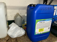 Rek met inhoud - afbeelding 3 van  6