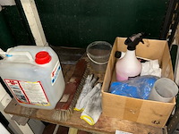 Rek met inhoud - afbeelding 4 van  6