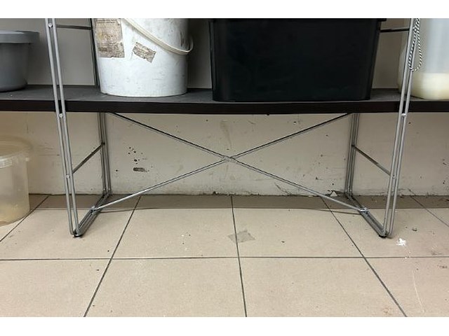 Rek met inhoud - afbeelding 4 van  10