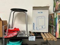 Rek met inhoud - afbeelding 8 van  10