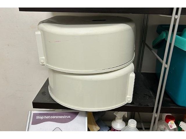 Rek met inhoud - afbeelding 10 van  10