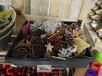 Rek met inhoud - afbeelding 2 van  5