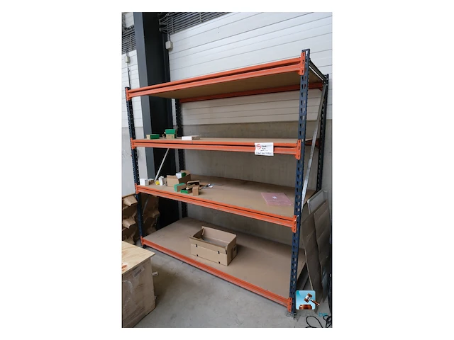 Rek met inhoud - afbeelding 3 van  10