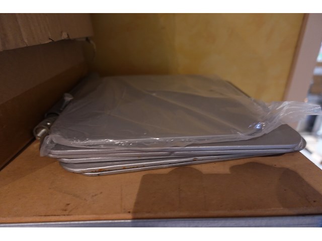 Rek met inhoud - afbeelding 11 van  12