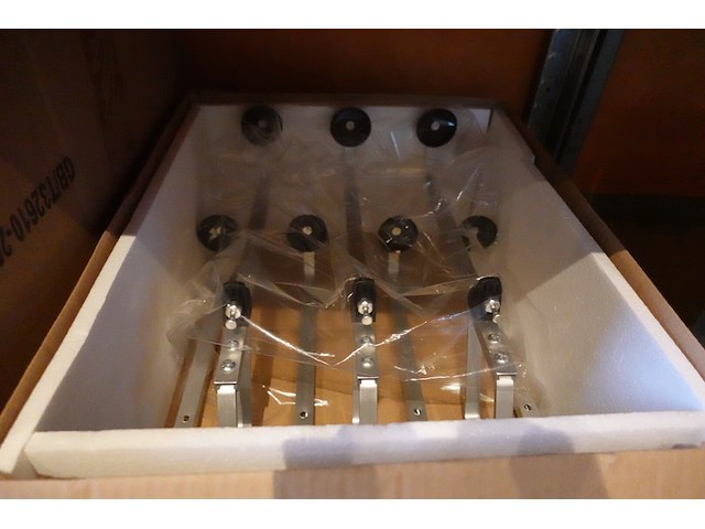 Rek met inhoud - afbeelding 2 van  9