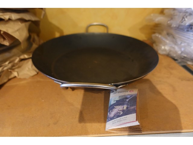 Rek met inhoud - afbeelding 9 van  9