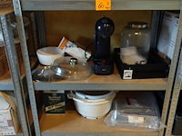 Rek met inhoud - afbeelding 1 van  6