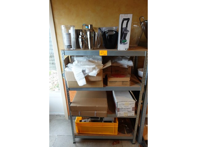 Rek met inhoud - afbeelding 1 van  11