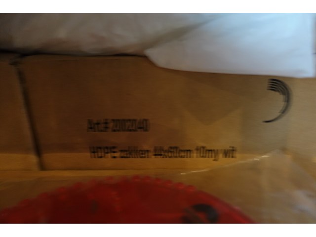 Rek met inhoud - afbeelding 7 van  11