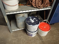 Rek met inhoud - afbeelding 5 van  5