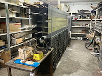 Rek met inhoud - afbeelding 1 van  6