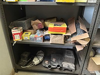 Rek met inhoud - afbeelding 8 van  11