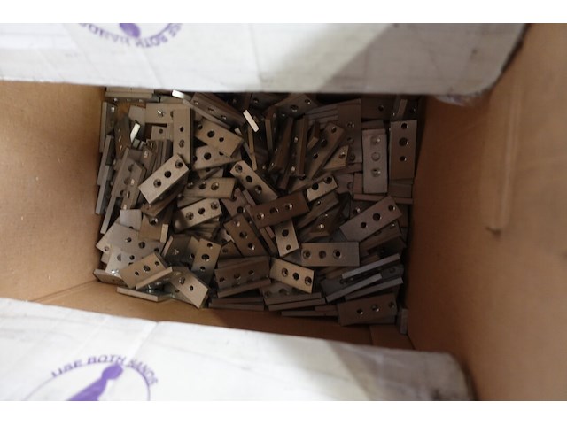 Rek meta + inhoud - afbeelding 6 van  17