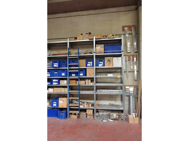 Rek meta + inhoud - afbeelding 10 van  17