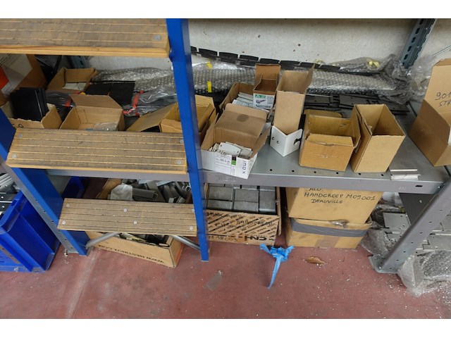 Rek meta + inhoud - afbeelding 13 van  17