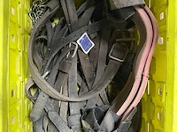 Rek + paardenbenodigdheden - afbeelding 8 van  9