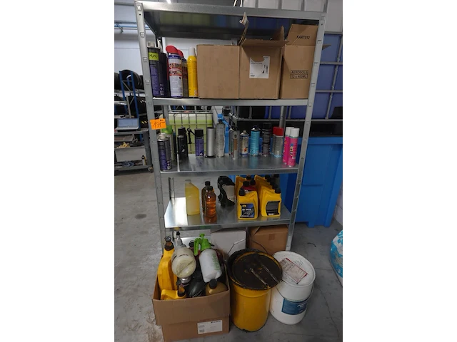 Rek samen met diverse producten - afbeelding 1 van  12