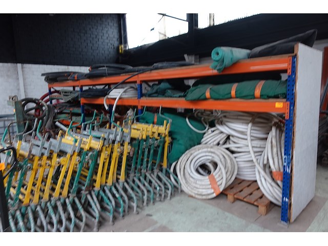 Rek - afbeelding 1 van  4