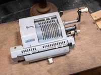 Rekenmachine - afbeelding 1 van  2