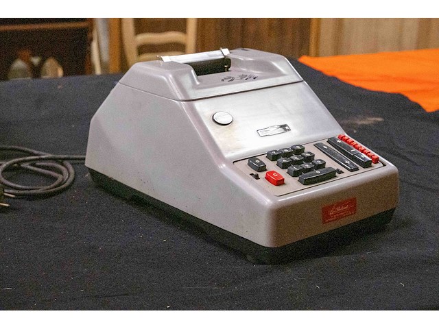 Rekenmachine - afbeelding 2 van  2