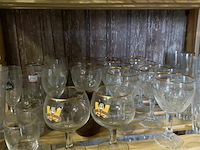 Rekje met glazen, div soorten - afbeelding 4 van  5