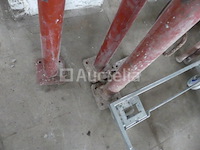 Rekwisieten en brugen - afbeelding 5 van  6