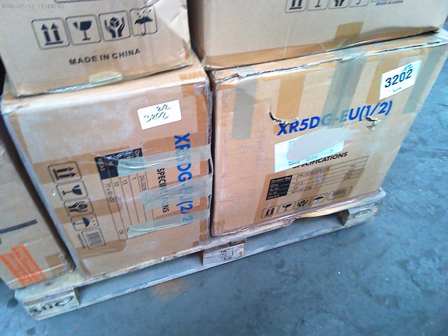 Relaxstoel, verstelbare draaistoel, fauteuilsbed, verstelbare elektrische schommelstoel met usb - afbeelding 8 van  8