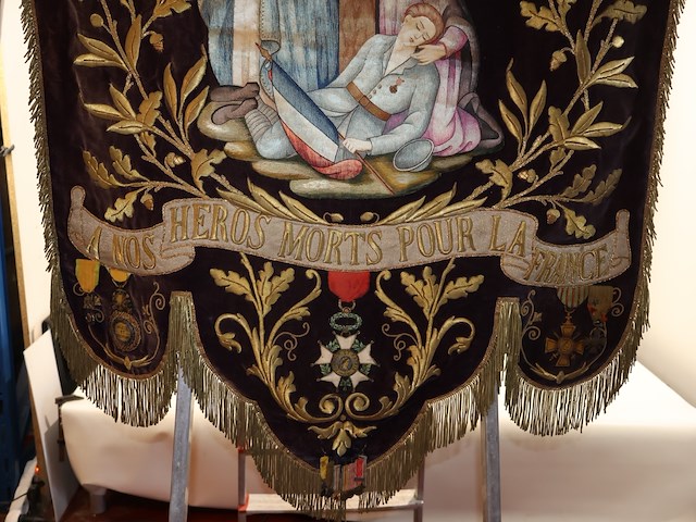 Religieus herdenkingsvaandel - afbeelding 4 van  8