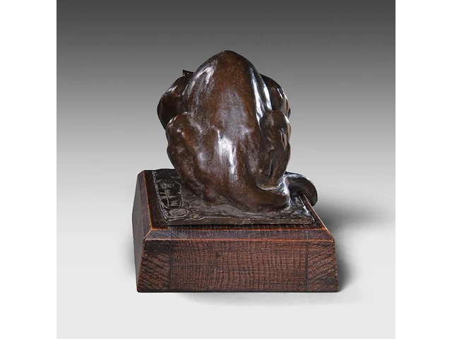 Rembrandt bugatti (1884-1916), 'jaguar accroupi (petit modèle)', patinated bronze, cast by a.a. hébrard, n° 18/51 10.5 x 19.6 cm. (4.12 x 7.71 in.), frame: 13.5 x 17.5 cm. (5.30 x 6.88 in.) - afbeelding 14 van  15
