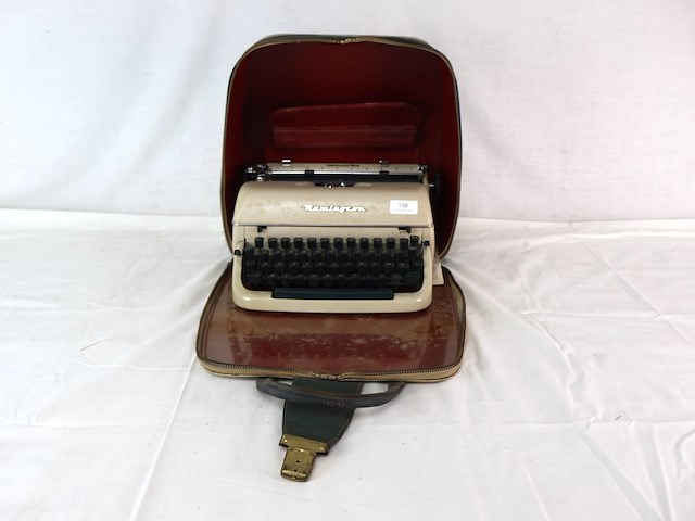Remington typmachine - afbeelding 1 van  4