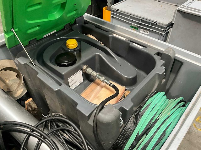 Remko clk 70 indirecte diesel heater en dieseltank - afbeelding 6 van  17