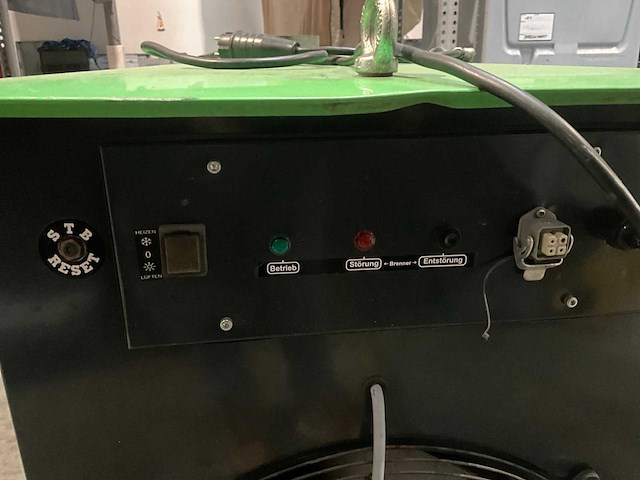 Remko clk 70 indirecte diesel heater en dieseltank - afbeelding 15 van  17