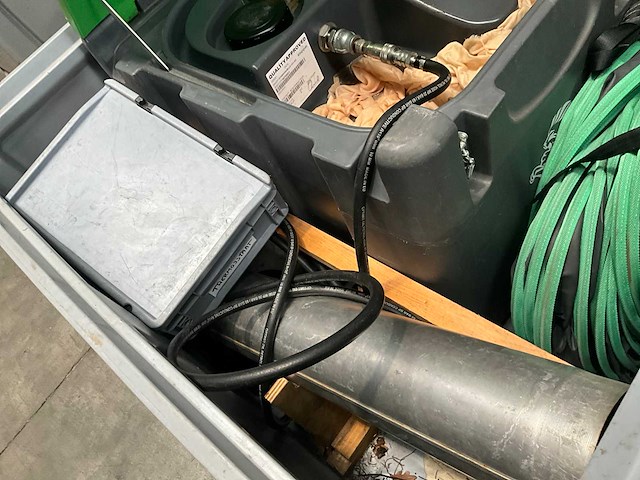 Remko clk 70 indirecte diesel heater en dieseltank - afbeelding 9 van  17