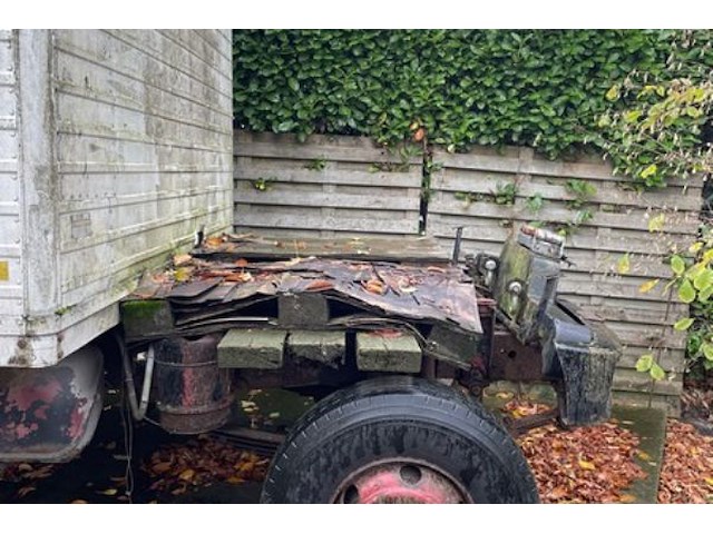 Remorque met laadruimte - afbeelding 2 van  6