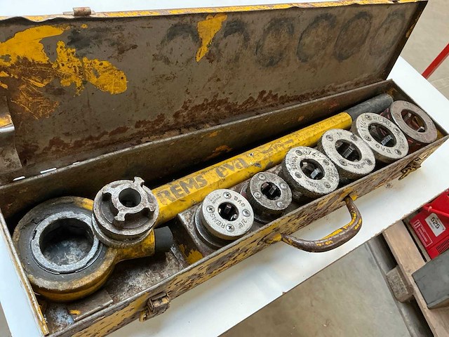 Rems eva manuele draadsnijmachine - afbeelding 3 van  4