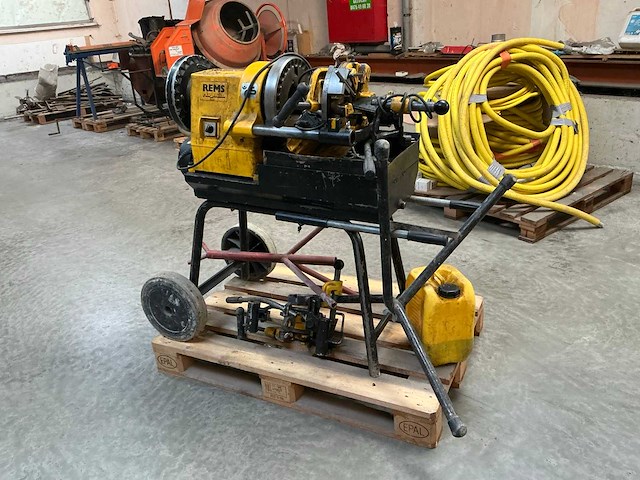 Rems magnum 4010 draadsnijmachine - afbeelding 1 van  6