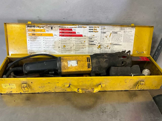 Rems tiger reciprozaagmachine - afbeelding 3 van  5