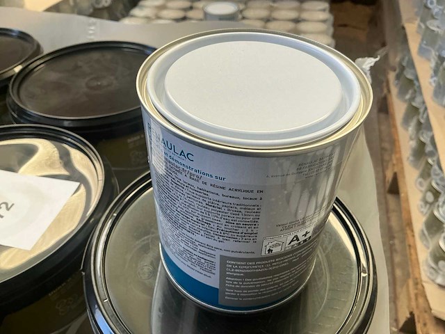 Renaulac carat satin rood 1000ml buiten verf (140x) - afbeelding 3 van  4