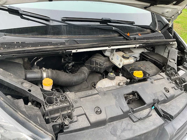 Renault - 1.6 dci l2h1 2,9t komfort - trafic - 102 254 km - bedrijfswagen - afbeelding 25 van  32