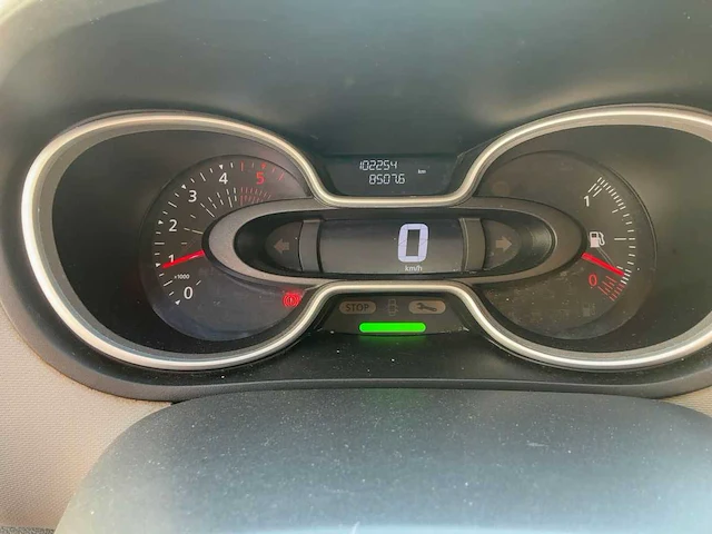 Renault - 1.6 dci l2h1 2,9t komfort - trafic - 102 254 km - bedrijfswagen - afbeelding 11 van  19