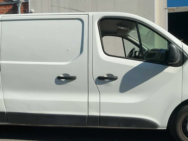 Renault - 1.6 dci l2h1 2,9t komfort - trafic - 102 254 km - bedrijfswagen - afbeelding 14 van  19