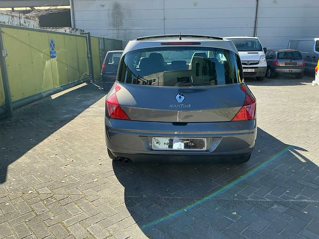 Renault - 2003 - avantime - avantime - personenauto - afbeelding 23 van  30