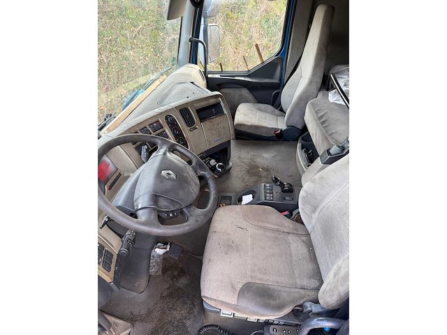 Renault - 2006 - - vrachtwagen - afbeelding 3 van  17