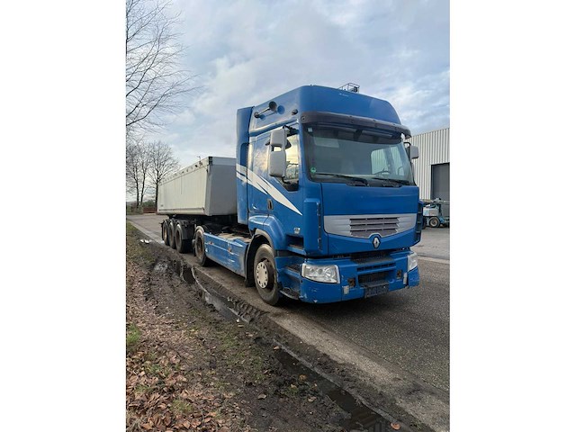 Renault - 2006 - - vrachtwagen - afbeelding 1 van  17